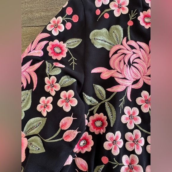 Needle & Thread Embroidered Rose Bomber Floral Crepe Jacket Size US 8 - Picture 9 of 16